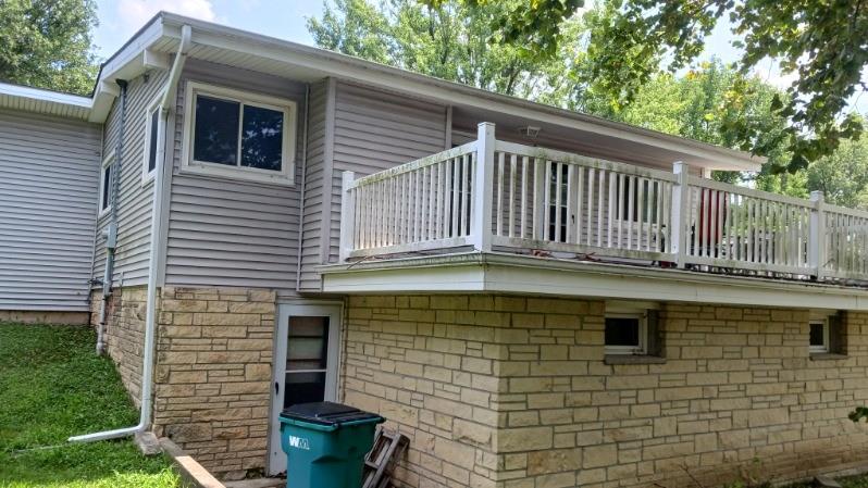 517 Brown Circle Dr, Osawatomie, KS 66064