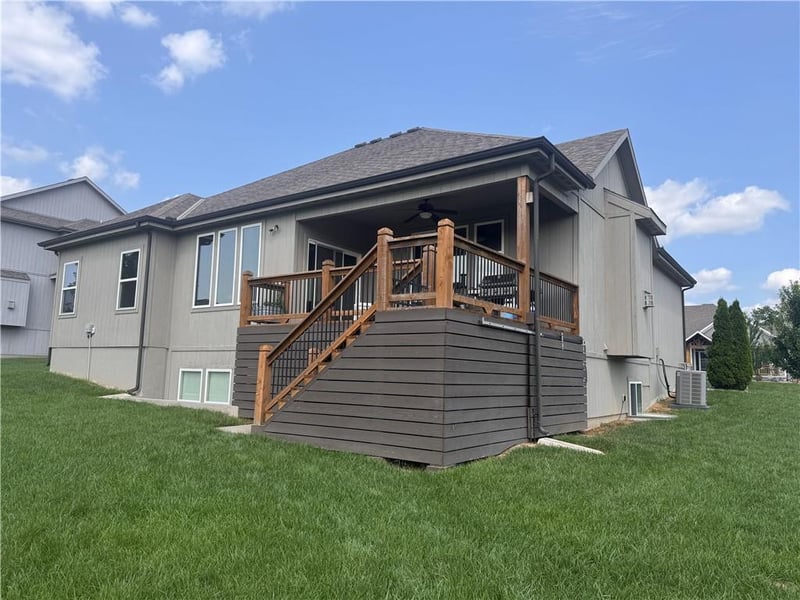 500 Hidden View Ln, Lee's Summit, MO 64086