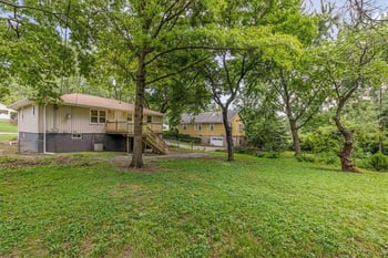 8116 Wayne Ave, Kansas City, MO 64131