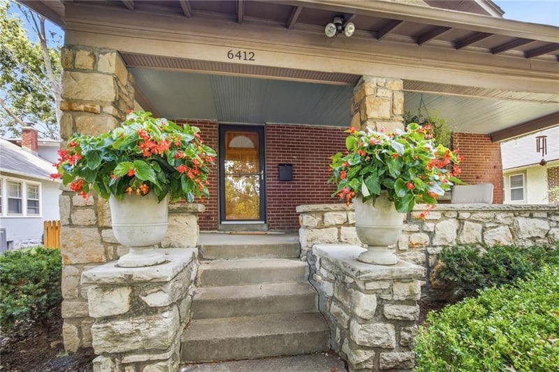 6412 Mcgee St, Kansas City, MO 64113