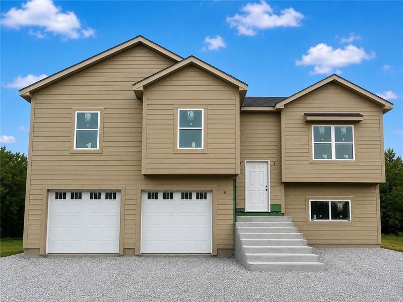 324 21st Rd, Warrensburg, MO 64093