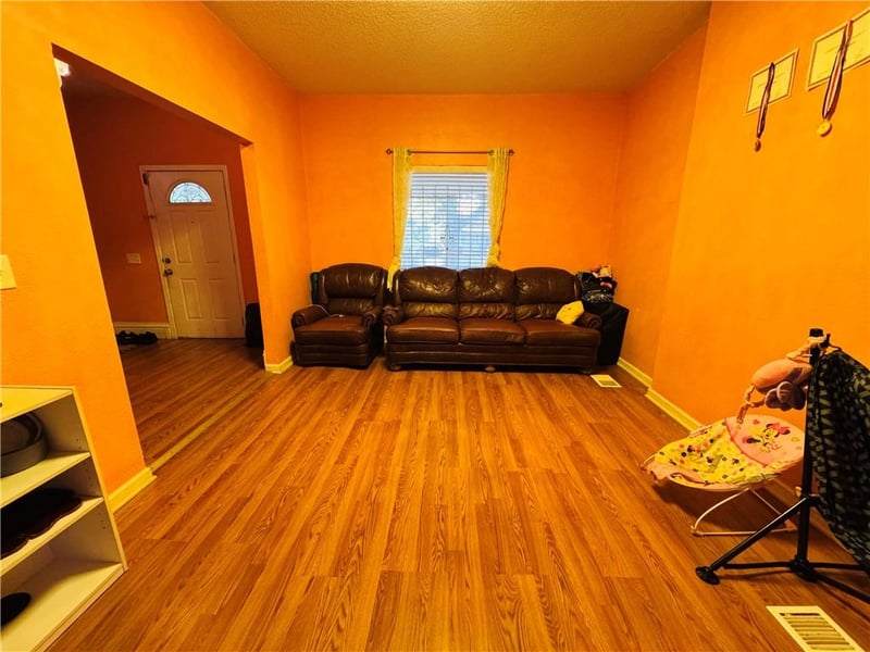 3617 Garner Ave, Kansas City, MO 64124