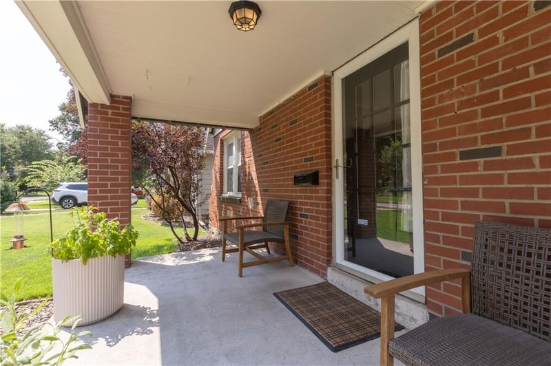 7314 Grand Ave, Kansas City, MO 64114