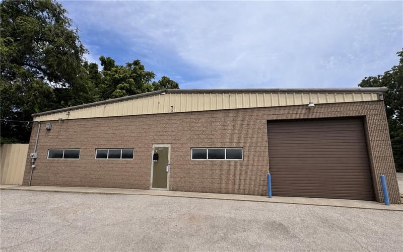 949 26th St, Kansas City, KS 66106