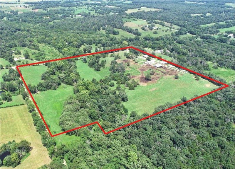 1500 E 1800 Rd, Jerico Springs, MO 64756