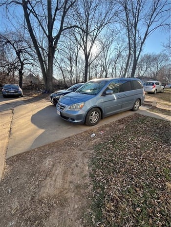 3907 E 9th St, Kansas City, MO 64127