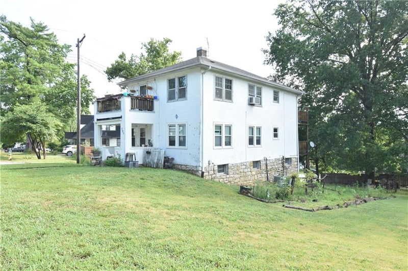 701 Old Orchard Ave, Excelsior Springs, MO 64024