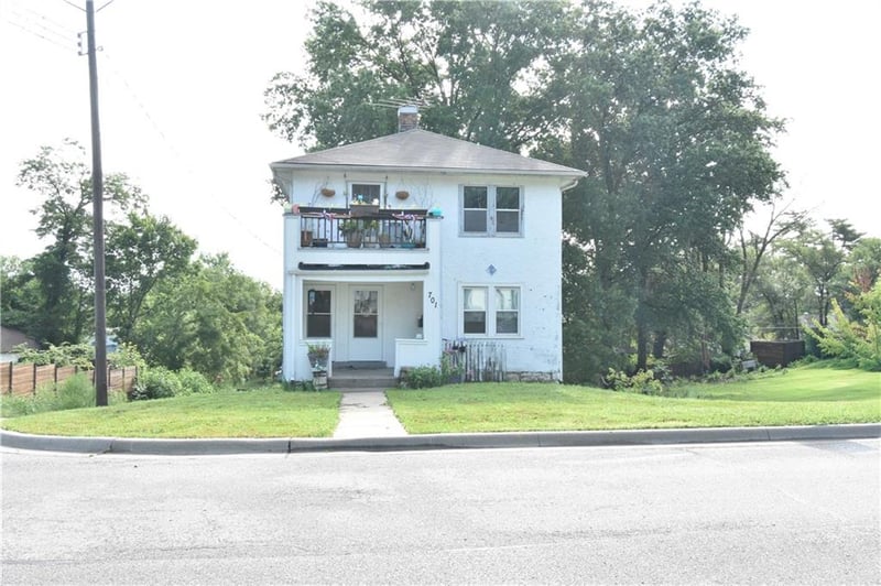 701 Old Orchard Ave, Excelsior Springs, MO 64024