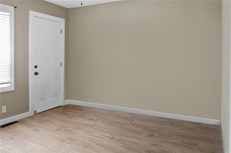 507 Walnut St, Waverly, MO 64096