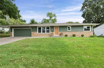 1630 NE 48th Ter, Kansas City, MO 64118