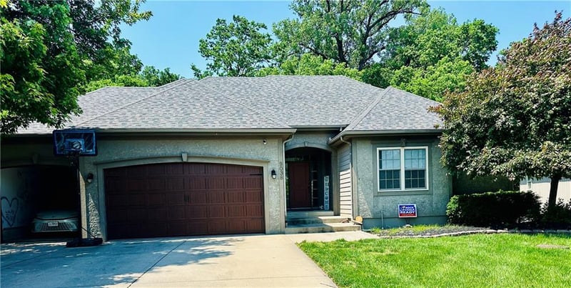 9038 Saint Clair Ave, Kansas City, MO 64154