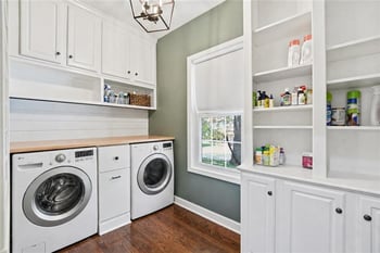 5303 NW 60th Ter, Kansas City, MO 64151