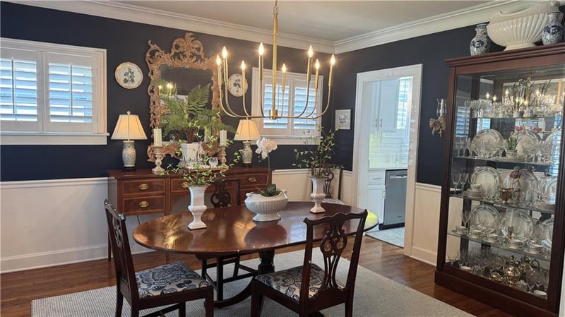 6425 Summit St, Kansas City, MO 64113