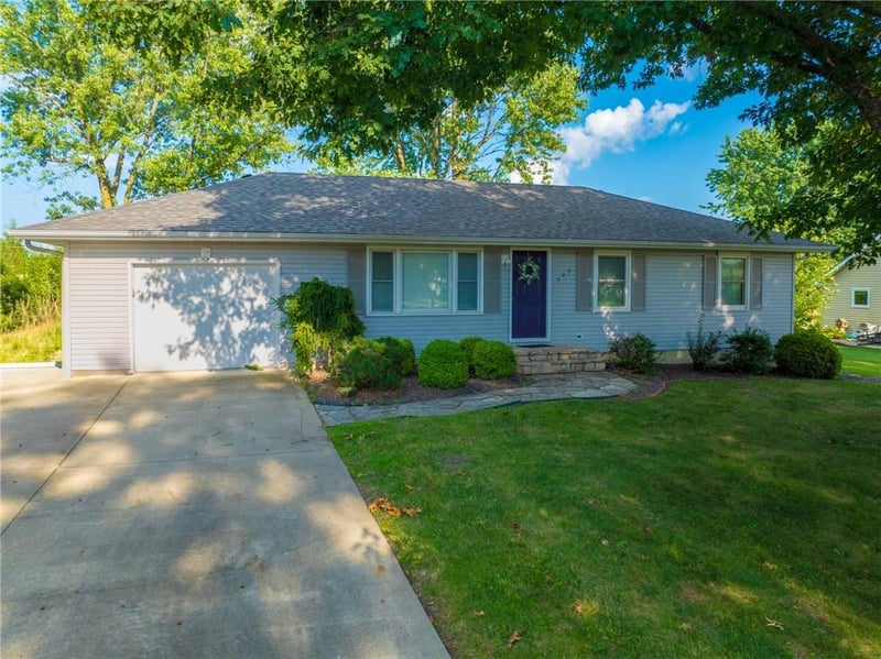 209 Markham Ct, Brookfield, MO 64628