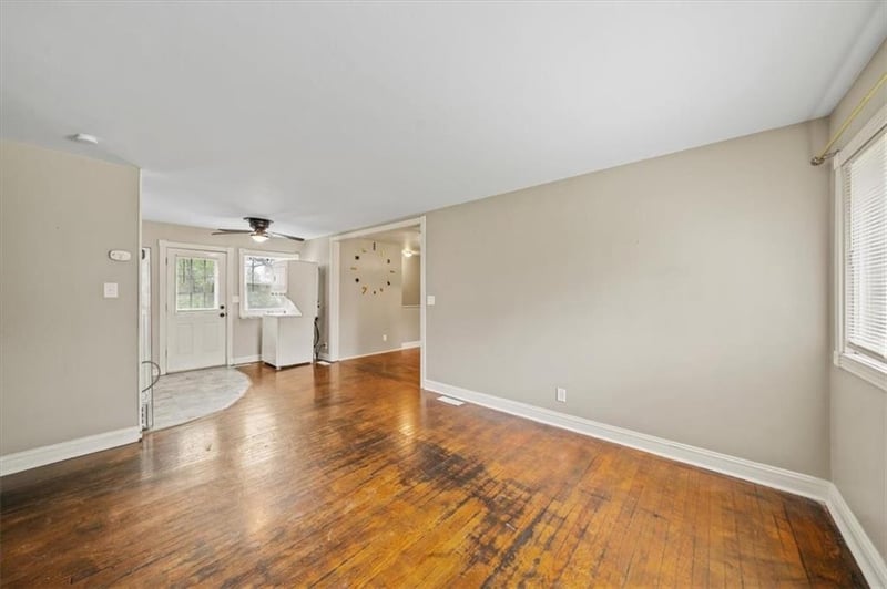 10905 47th St, Kansas City, MO 64133