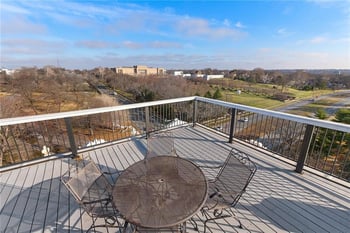 323 Emanuel Cleaver Ii Blvd #8C, Kansas City, MO 64112