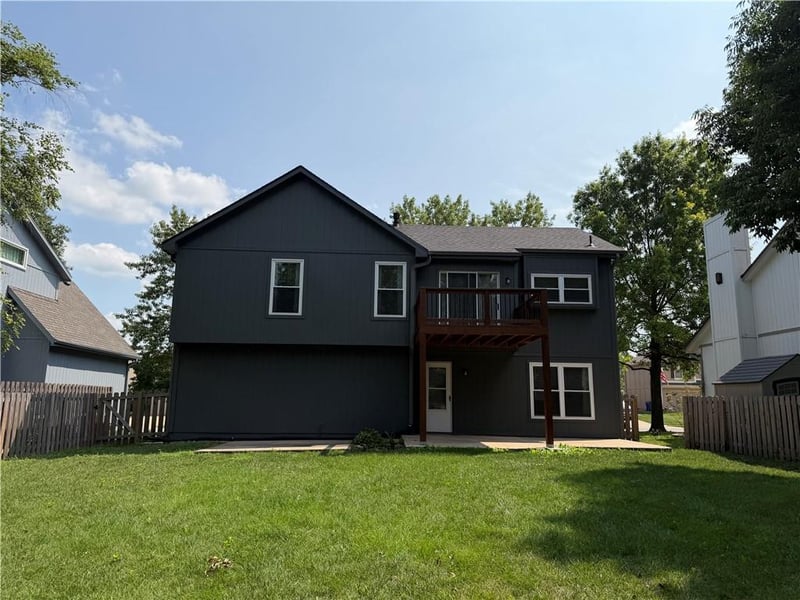 18800 164th St, Olathe, KS 66062