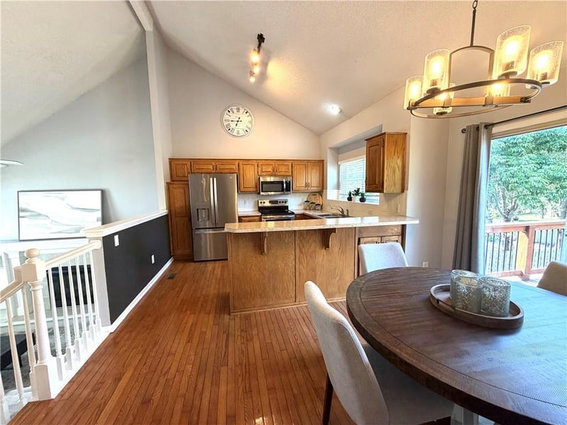 18800 164th St, Olathe, KS 66062
