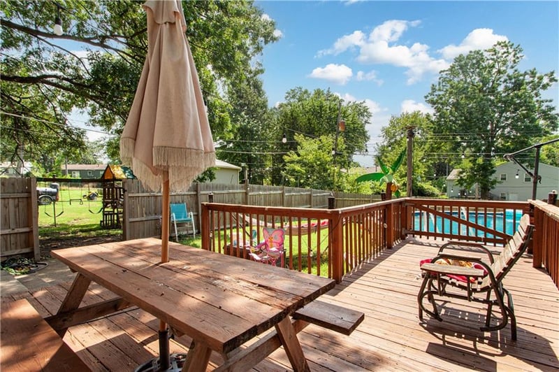 16409 31st Ter, Independence, MO 64055