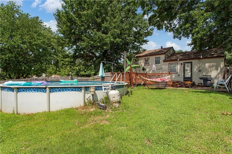 16409 31st Ter, Independence, MO 64055