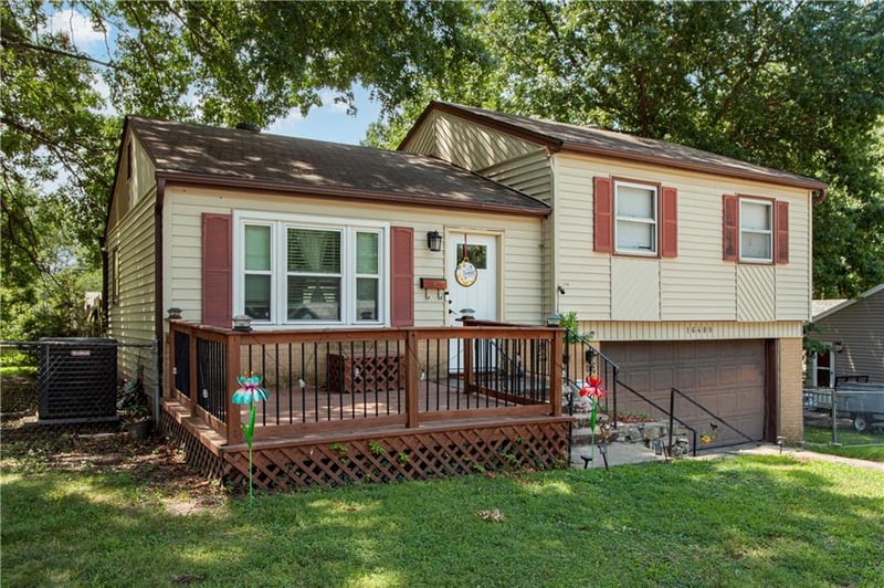 16409 31st Ter, Independence, MO 64055