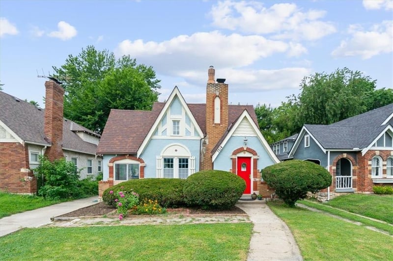 7214 Highland Ave, Kansas City, MO 64131