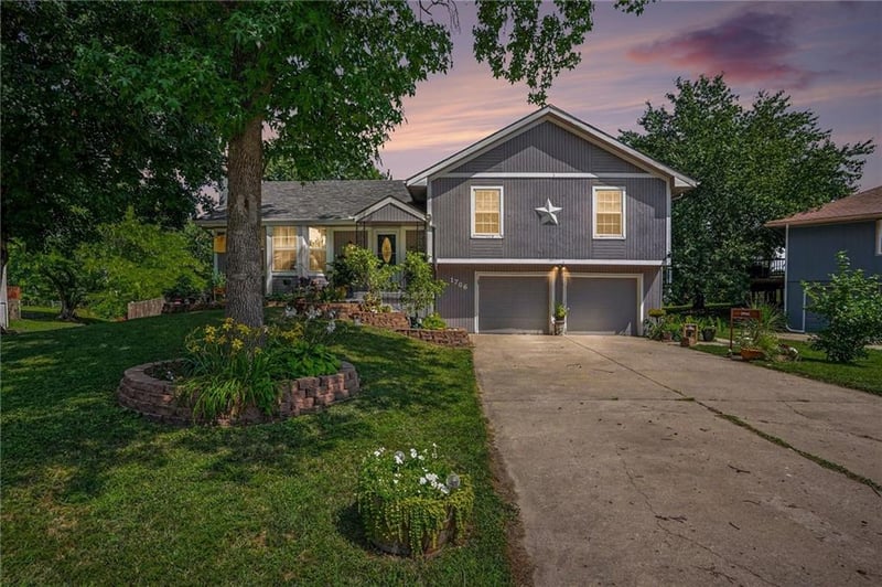 1706 114th St, Kansas City, MO 64155