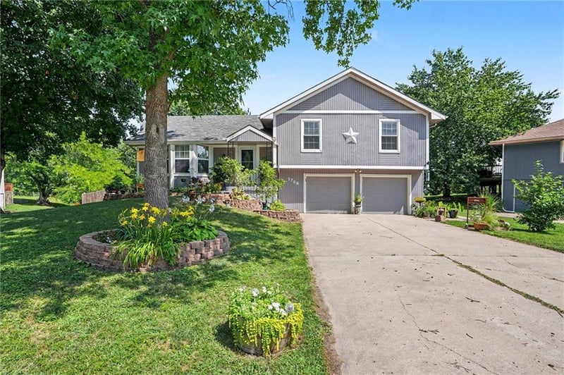 1706 114th St, Kansas City, MO 64155