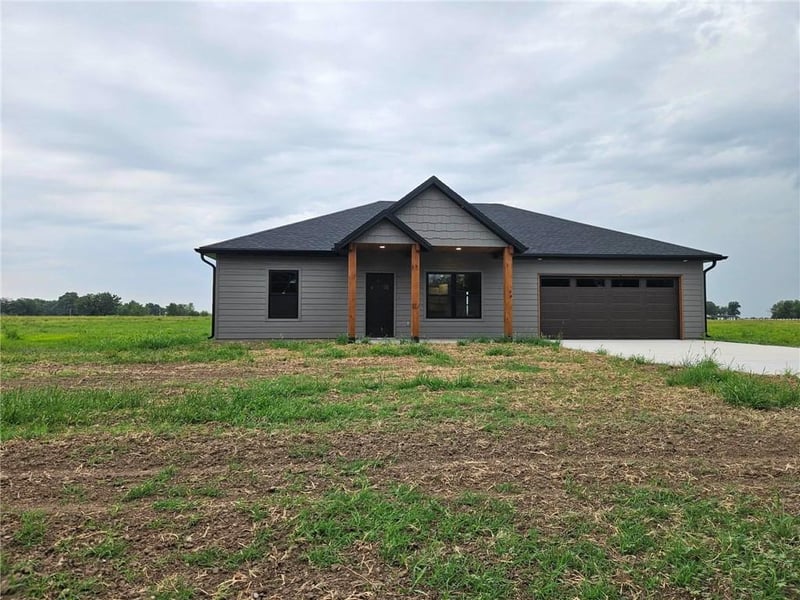 759 643rd Ave, Arma, KS 66712