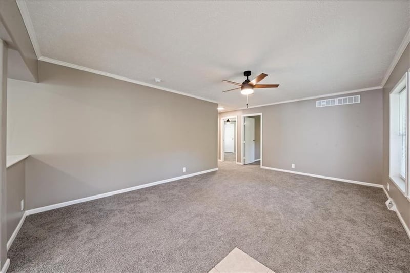 7941 Parkview Ave, Kansas City, KS 66109