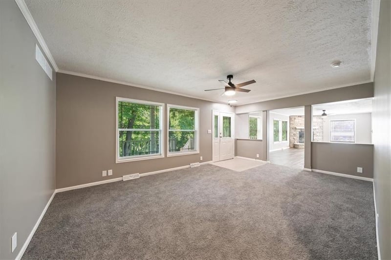 7941 Parkview Ave, Kansas City, KS 66109