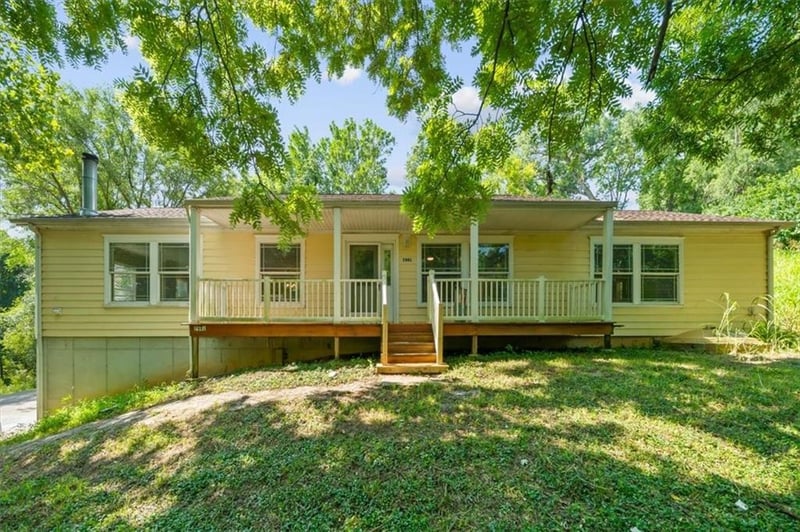 7941 Parkview Ave, Kansas City, KS 66109