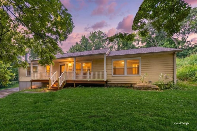 7941 Parkview Ave, Kansas City, KS 66109