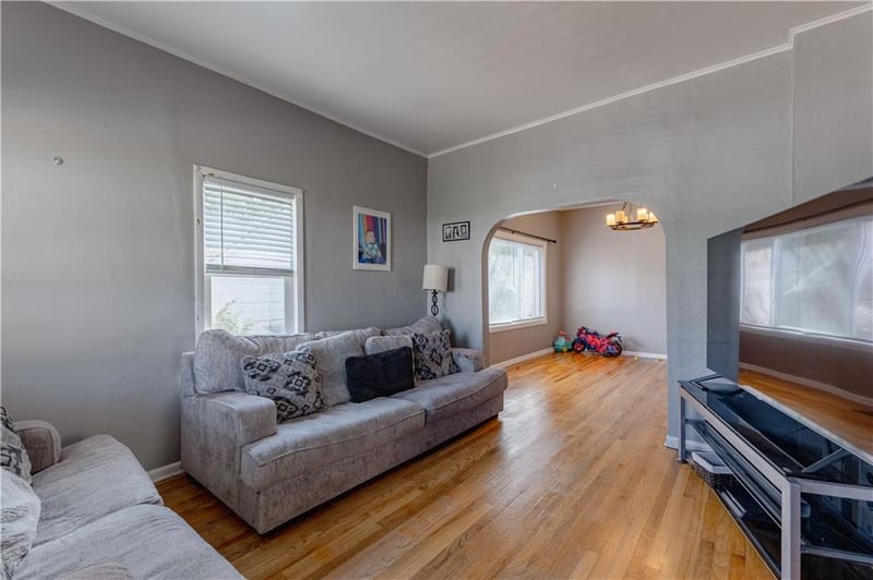 276 Coy St, Kansas City, KS 66101