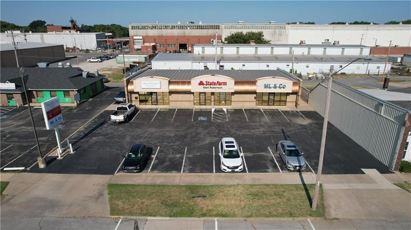 1317 N Broadway St, Pittsburg, KS 66762
