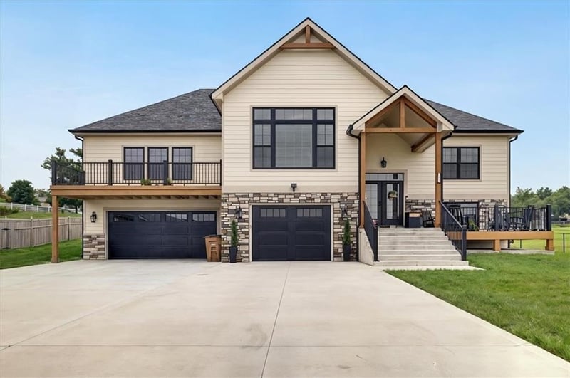 1603 Birdie Cir, Atchison, KS 66002