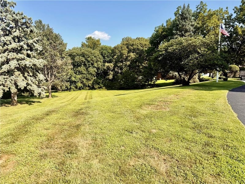 107 Winston Pl, St Joseph, MO 64506
