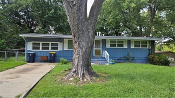 8710 E 92nd St, Kansas City, MO 64138