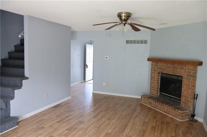 700 B Cedar Dr, Warrensburg, MO 64093