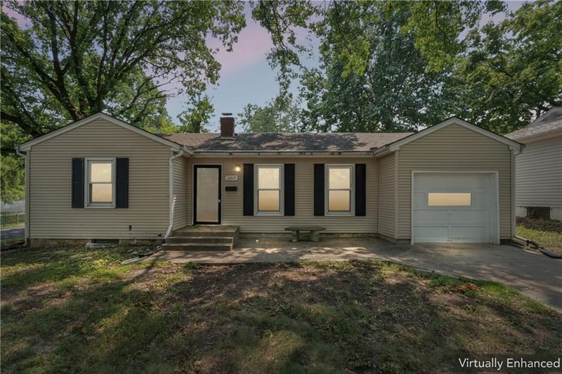 10517 25th Ter, Independence, MO 64052