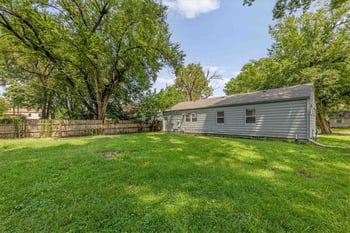 11108 Norby Rd, Kansas City, MO 64137