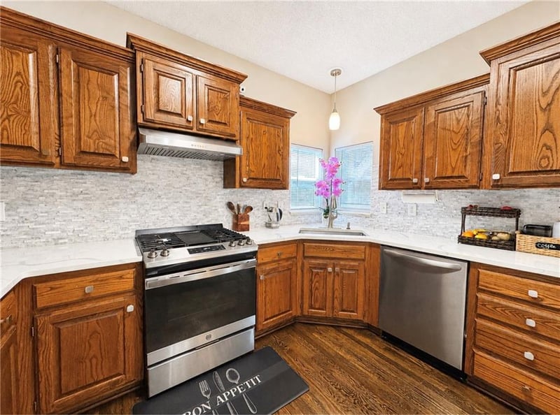 12689 S Belford St, Olathe, KS 66061