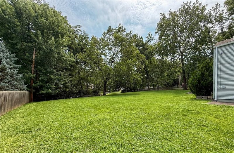 6127 Terrydale St, Merriam, KS 66202