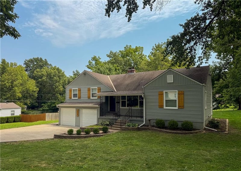 6127 Terrydale St, Merriam, KS 66202