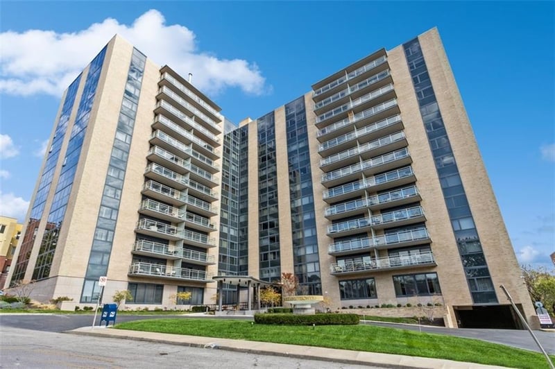 4545 Wornall Rd #310, Kansas City, MO 64111