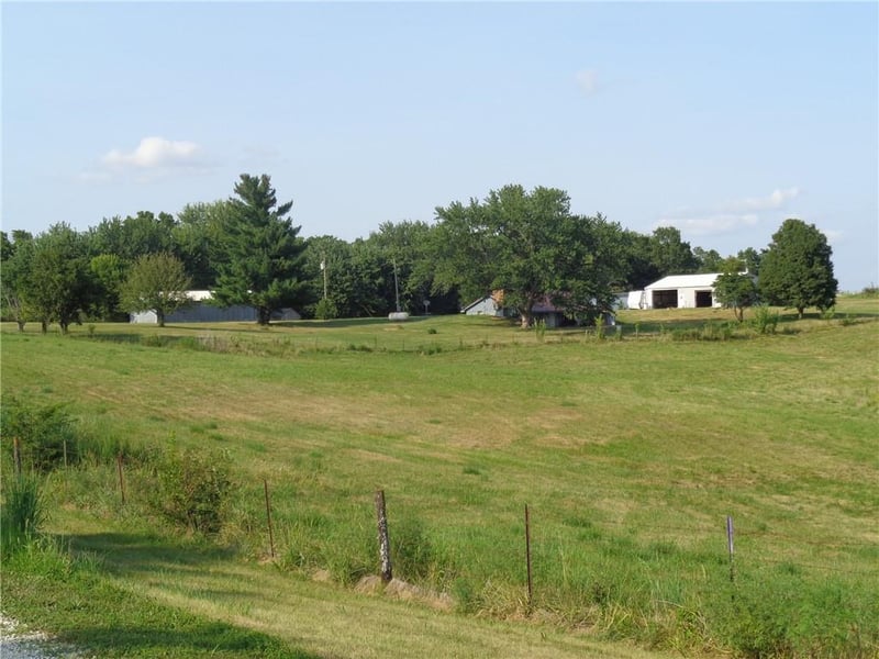 6500 Country Lane Rd, Braymer, MO 64624