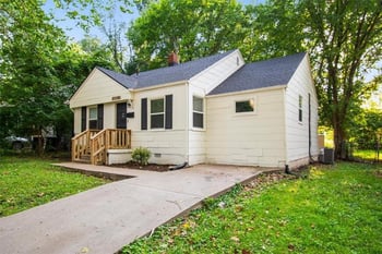 7118 Highland Ave, Kansas City, MO 64131
