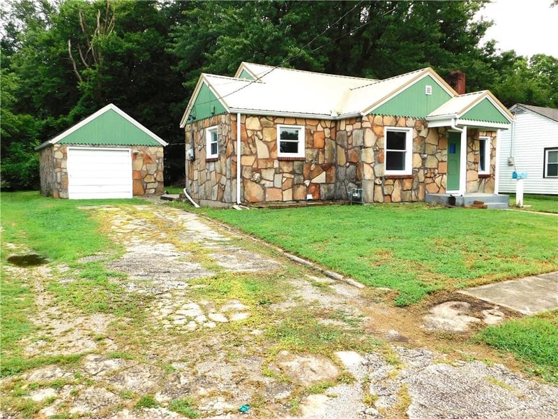 603 Lexington St, Holden, MO 64040