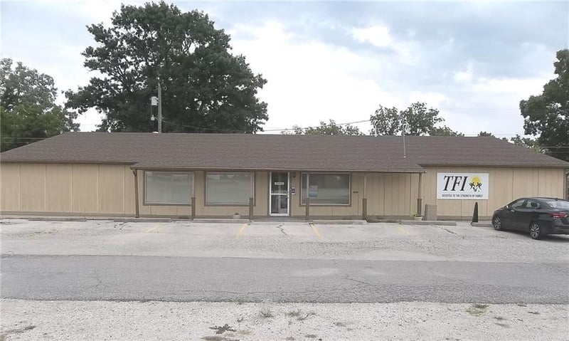 501 State St, Iola, KS 66749