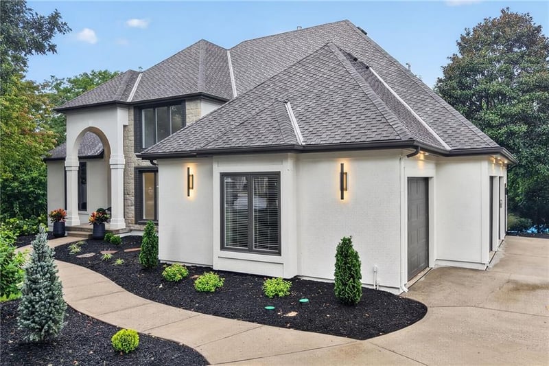 14104 Belinder St, Leawood, KS 66224
